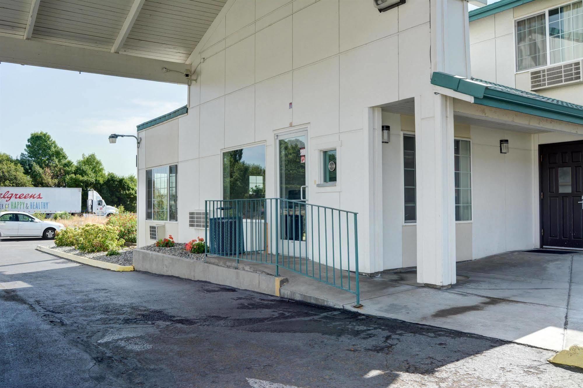 Motel 6-The Dalles, Or Zewnętrze zdjęcie